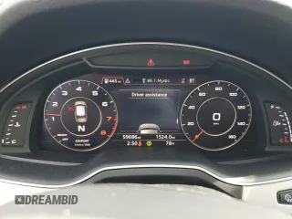 2019 Audi Q7 Premium Plus with VIN WA1LHAF71KD047849, listed as a Copart auction lot 64418045 with 59,686 mi miles and Salvage title. Bid and sale history available at DreamBid. Image 9.