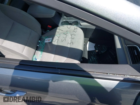 2018 Hyundai Elantra SE z VIN KMHD74LF9JU611364, wystawiony jako IAAI lot #42034415 z przebiegiem 81 450 mil mil oraz . Historia ofert i sprzedaży dostępna na DreamBid. Obrazek 18.