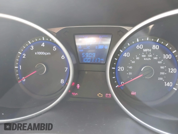 2015 Hyundai Tucson GLS with VIN KM8JT3AF1FU037247, listed as a IAAI auction lot 42145034 with 100,117 mi miles and . Bid and sale history available at DreamBid. Image 7.