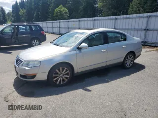 2010 Volkswagen Passat Komfort with VIN WVWJK7AN4AE077590, listed as a Copart auction lot 63441595 with 194,383 mi miles and Clean title. Bid and sale history available at DreamBid. Image 1.