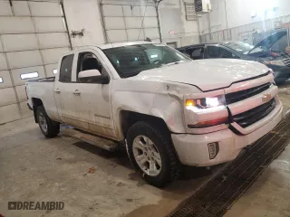 2018 Chevrolet Silverado 1500 LT with VIN 1GCVKRECXJZ159953, listed as a Copart auction lot 88528365 with 105,152 mi miles and Salvage Title. Bid and sale history available at carsss.com. Image 4.