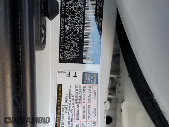 2021 Toyota Prius LE z VIN JTDL9MFU9M3022975, wystawiony jako Copart lot #53810615 z przebiegiem Nie podano mil oraz Nie do naprawy • Non repairable. Historia ofert i sprzedaży dostępna na DreamBid. Obrazek 14.