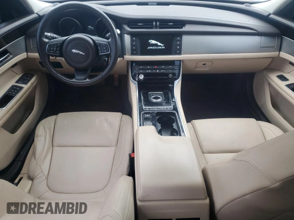 2017 Jaguar XF 35t Premium with VIN SAJBD4BV1HCY27546, listed as a Copart auction lot 86056234 with 102,932 mi miles and Clean Title. Bid and sale history available at carsss.com. Image 8.