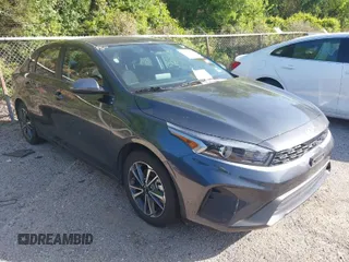 2024 Kia Forte LXS with VIN 3KPF24AD4RE715137, listed as a IAAI auction lot 41996954 with 32,115 mi miles. Bid and sale history available at carsss.com. Image 1.