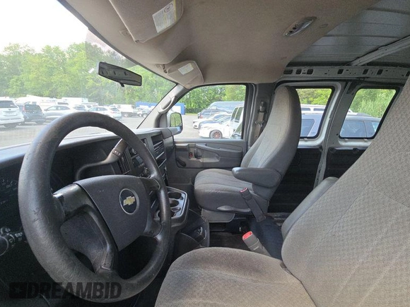 2010 Chevrolet Express Cargo with VIN 1GCZGFBA2A1125850, listed as a IAAI auction lot 42624644 with 153,437 mi miles and . Bid and sale history available at DreamBid. Image 27.