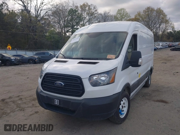 2019 Ford Transit with VIN 1FTYE2CM3KKB32479, listed as a IAAI auction lot 39073951 with Not Provided miles. Bid and sale history available at carsss.com. Image 2.