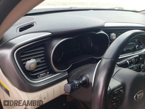 2015 Kia Optima z VIN KNAGM4ADXF5084090, wystawiony jako Copart lot #54019845 z przebiegiem Nie podano mil oraz Szkoda całkowita • Salvage title. Historia ofert i sprzedaży dostępna na DreamBid. Obrazek 9.