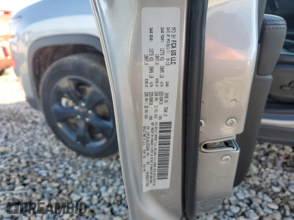 2020 Jeep Cherokee Altitude with VIN 1C4PJMLN0LD533246, listed as a Copart auction lot 80079134 with 36,152 mi miles and Salvage Title. Bid and sale history available at carsss.com. Image 12.