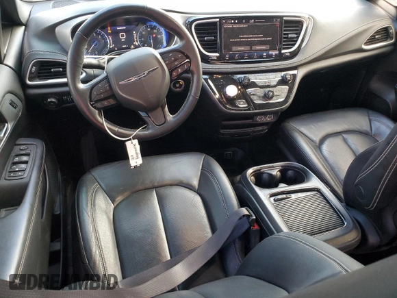 2021 Chrysler Pacifica Touring L with VIN 2C4RC1BG9MR607542, listed as a Copart auction lot 51305855 with 49,642 mi miles and Salvage Title. Bid and sale history available at DreamBid. Image 8.