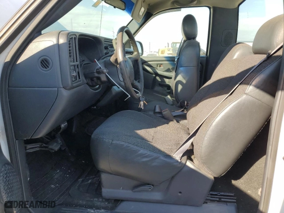 2000 Chevrolet Silverado 1500 with VIN 1GCEC14WXYZ168494, listed as a Copart auction lot 88783285 with 313,153 mi miles and Salvage Title. Bid and sale history available at carsss.com. Image 7.