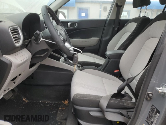 2022 Hyundai Venue SEL with VIN KMHRC8A34NU173473, listed as a Copart auction lot 44974405 with 15,518 mi miles and Salvage Title. Bid and sale history available at DreamBid. Image 7.