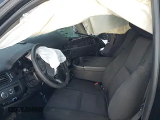 2011 Chevrolet Tahoe Commercial с VIN 1GNLC2E08BR237480, выставлен на аукционе IAAI как лот 40892503 с пробегом 131 015 миль миль и . История ставок и продаж доступна на DreamBid. Изображение 5.