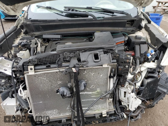 2015 Nissan Pathfinder Platinum z VIN 5N1AR2MM9FC602823, wystawiony jako Copart lot #56678085 z przebiegiem 342 063 mil mil oraz Szkoda całkowita • Salvage title. Historia ofert i sprzedaży dostępna na DreamBid. Obrazek 12.