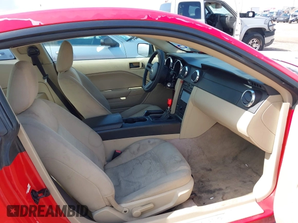 2006 Ford Mustang Standard with VIN 1ZVFT80N765145203, listed as a IAAI auction lot 42501246 with 124,891 mi miles and . Bid and sale history available at DreamBid. Image 5.