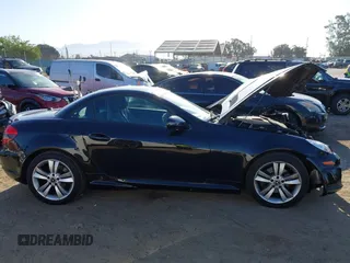 2011 Mercedes-Benz SLK 300 with VIN WDBWK5EA0BF236164, listed as a IAAI auction lot 42237943 with 96,189 mi miles and . Bid and sale history available at DreamBid. Image 13.