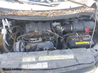 1999 Ford Windstar Wagon SEL with VIN 2FMDA5347XBC57509, listed as a IAAI auction lot 42036951 with 175,478 mi miles. Bid and sale history available at carsss.com. Image 10.