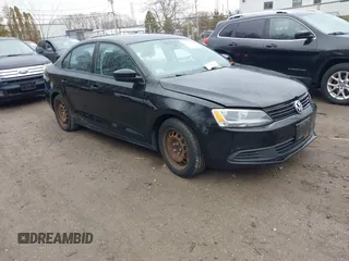 2013 Volkswagen Jetta S с VIN 3VW2K7AJ9DM362718, выставлен на аукционе IAAI как лот 41659794 с пробегом 123 924 миль миль и . История ставок и продаж доступна на DreamBid. Изображение 1.