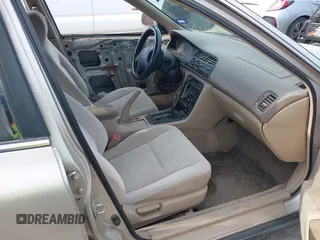 1996 Honda Accord Value with VIN 1HGCD5690TA212711, listed as a IAAI auction lot 42035289 with 184,592 mi miles and . Bid and sale history available at carsss.com. Image 5.