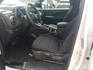 2024 Chevrolet Colorado 2WD Work Truck with VIN 1GCGSBEC9R1268446, listed as a Copart auction lot 56585935 with 7,999 mi miles and Salvage title. Bid and sale history available at DreamBid. Image 7.