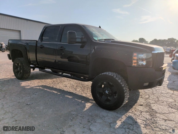 2008 Chevrolet Silverado 2500HD Work Truck with VIN 1GCHK23K18F107072, listed as a Copart auction lot 68926744 with 164,891 mi miles and Salvage Title. Bid and sale history available at carsss.com. Image 4.
