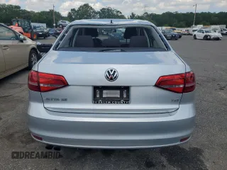 2015 Volkswagen Jetta SE z VIN 3VWD17AJ4FM417218, wystawiony jako Copart lot #61001125 z przebiegiem 84 159 mil mil oraz Szkoda całkowita • Salvage title. Historia ofert i sprzedaży dostępna na DreamBid. Obrazek 6.