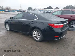 2015 Lexus ES 300h with VIN JTHBW1GG8F2098481, listed as a IAAI auction lot 41488504 with 212,171 mi miles and . Bid and sale history available at DreamBid. Image 3.