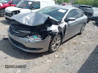 2015 Chrysler 200 S z VIN 1C3CCCBB5FN591009, wystawiony jako IAAI lot #42092195 z przebiegiem 75 943 mil mil oraz . Historia ofert i sprzedaży dostępna na DreamBid. Obrazek 2.