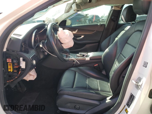 2016 Mercedes-Benz C 300 z VIN 55SWF4JBXGU096861, wystawiony jako Copart lot #53741065 z przebiegiem 92 054 mil mil oraz Szkoda całkowita • Salvage title. Historia ofert i sprzedaży dostępna na DreamBid. Obrazek 7.