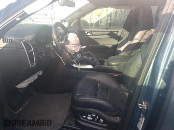 2020 Porsche Cayenne Turbo с VIN WP1AF2AY6LDA39092, выставлен на аукционе Copart как лот 71019173 с пробегом 26 218 миль миль и Списание • Salvage title. История ставок и продаж доступна на DreamBid. Изображение 7.
