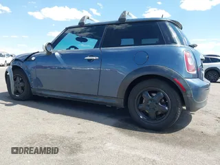 2010 MINI Hardtop with VIN WMWMF3C52ATZ25692, listed as a IAAI auction lot 42228774 with 137,827 mi miles and . Bid and sale history available at DreamBid. Image 3.