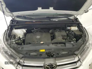 2018 Toyota Highlander Limited with VIN 5TDYZRFH2JS241812, listed as a Copart auction lot 58573015 with 64,899 mi miles and Salvage title. Bid and sale history available at DreamBid. Image 12.