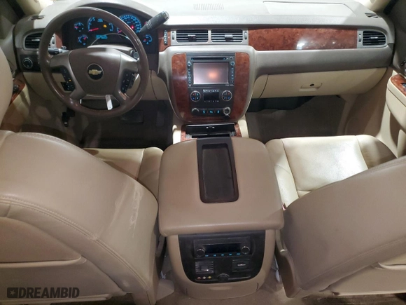 2013 Chevrolet Avalanche LTZ with VIN 3GNTKGE74DG149753, listed as a Copart auction lot 46048815 with 100,736 mi miles and Salvage Title. Bid and sale history available at carsss.com. Image 8.