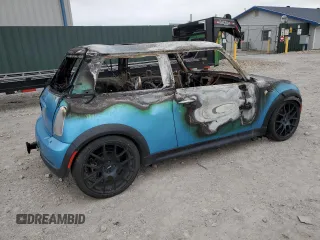 2005 MINI Hardtop S z VIN WMWRE33465TD90424, wystawiony jako Copart lot #50558185 z przebiegiem Nie podano mil oraz Nie do naprawy • Non repairable. Historia ofert i sprzedaży dostępna na DreamBid. Obrazek 3.