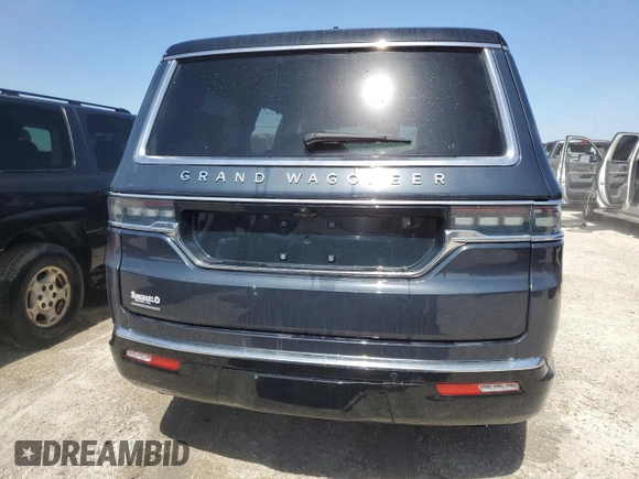 2023 Jeep Grand Wagoneer z VIN 1C4SJVEJ3PS561487, wystawiony jako Copart lot #74422444 z przebiegiem Nie podano mil oraz Nie do naprawy • Non repairable. Historia ofert i sprzedaży dostępna na DreamBid. Obrazek 6.