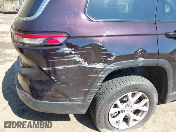 2022 Jeep Grand Cherokee Limited z VIN 1C4RJKBGXN8624536, wystawiony jako IAAI lot #41995179 z przebiegiem 34 830 mil mil oraz . Historia ofert i sprzedaży dostępna na DreamBid. Obrazek 6.
