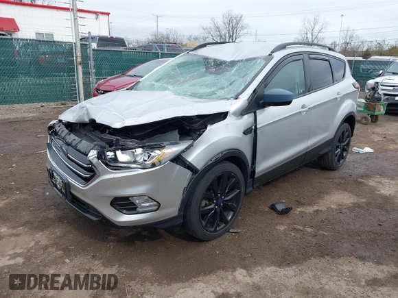 2019 Ford Escape SE with VIN 1FMCU9GD7KUB29309, listed as a IAAI auction lot 41876535 with 90,688 mi miles. Bid and sale history available at carsss.com. Image 17.