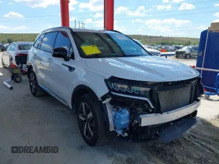 2022 Kia Sorento S with VIN 5XYRL4LC5NG150859, listed as a IAAI auction lot 41648364 with 57,911 mi miles. Bid and sale history available at carsss.com. Image 1.