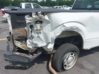 2010 Ford F-150 XL с VIN 1FTMF1CW0AKE21387, выставлен на аукционе IAAI как лот 42118390 с пробегом 231 861 миль миль и . История ставок и продаж доступна на DreamBid. Изображение 6.