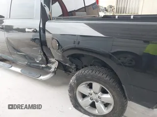 2018 Ram 1500 Big Horn with VIN 1C6RR7LT5JS343332, listed as a IAAI auction lot 41286749 with 113,031 mi miles. Bid and sale history available at carsss.com. Image 6.