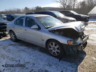 2005 Volvo S60 with VIN YV1RS592352440979, listed as a Copart auction lot 42433295 with 95,276 mi miles and Clean Title. Bid and sale history available at carsss.com. Image 4.