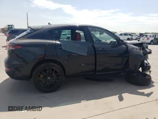 2022 Maserati Levante Modena S with VIN ZN661ZUM9NX400466, listed as a Copart auction lot 68132364 with Not Provided miles and Salvage Title. Bid and sale history available at carsss.com. Image 3.