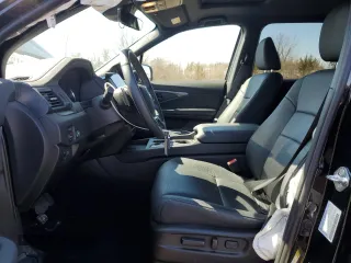 2024 Honda Passport EX-L с VIN 5FNYF8H5XRB018813, выставлен на аукционе Copart как лот 49441605 с пробегом 5 980 миль миль и Списание • Salvage title. История ставок и продаж доступна на DreamBid. Изображение 7.