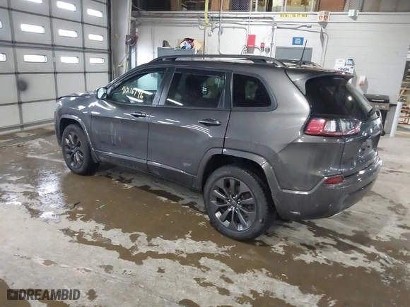 2019 Jeep Cherokee Limited with VIN 1C4PJMDX1KD390547, listed as a IAAI auction lot 41216746 with 109,398 mi miles. Bid and sale history available at carsss.com. Image 3.