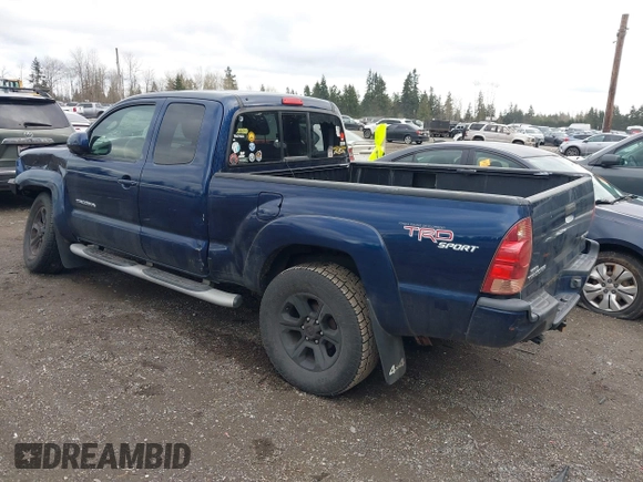 2006 Toyota Tacoma with VIN 5TEUU42N06Z165755, listed as a IAAI auction lot 41619786 with 168,910 mi miles. Bid and sale history available at carsss.com. Image 3.