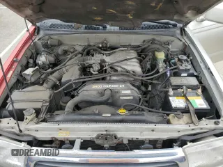 1999 Toyota 4Runner SR5 z VIN JT3GN86R1X0114530, wystawiony jako Copart lot #50566275 z przebiegiem Nie podano mil oraz Czysty tytuł • Clean title. Historia ofert i sprzedaży dostępna na DreamBid. Obrazek 12.