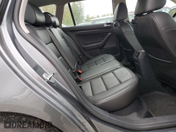 2014 Volkswagen Jetta SportWagen TDI w/Sunroof with VIN 3VWPL7AJ0EM611329, listed as a Copart auction lot 70435164 with 131,920 mi miles and Salvage Title. Bid and sale history available at carsss.com. Image 10.