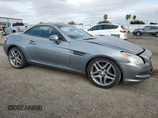 2014 Mercedes-Benz SLK-Class SLK 250 with VIN WDDPK4HA0EF091357, listed as a Copart auction lot 82316804 with 71,993 mi miles and Salvage Title. Bid and sale history available at carsss.com. Image 4.
