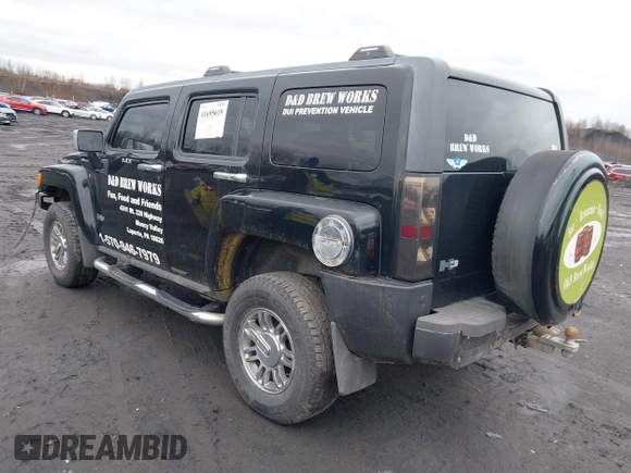 2008 Hummer H3 SUV Alpha with VIN 5GTEN63L388197946, listed as a IAAI auction lot 41695619 with 198,631 mi miles. Bid and sale history available at carsss.com. Image 3.