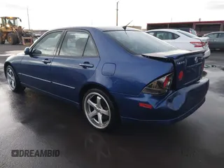 2002 Lexus IS with VIN JTHBD192820047561, listed as a IAAI auction lot 41721514 with 98,335 mi miles. Bid and sale history available at carsss.com. Image 3.