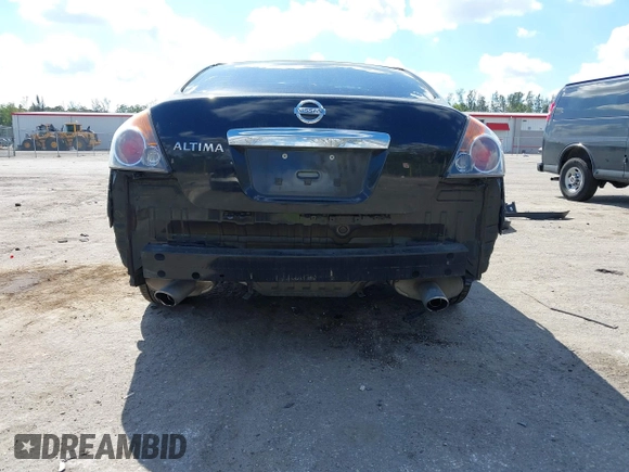 2010 Nissan Altima 2.5 S with VIN 1N4AL2AP2AN449550, listed as a IAAI auction lot 41542501 with 132,314 mi miles. Bid and sale history available at carsss.com. Image 6.